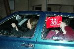 St Georges 28 februari 2003
Prinses Margarita met haar hond op weg naar het politieburo Edwin de Roy van Zuydewijn
uitzicht St Georges