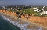 Portugal 2005, Algarve Folfresort Vale Do Lobo met 36 holes golfbanen The royal en  the Ocean
op de foto de beroemde hole 16 van de royal