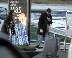 Schiphol 27 februari 2005
Xander de Buisonje met zijn zus op Schiphol
