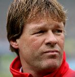 Rotterdam, 5 februari 2006  Seizoen 2005/2006 Kompetitiewedstrijd Feyenoord-AJAX, eindstand 3-2
Feyenoord trainer Erwin Koeman
©Edwin van Zandvoort