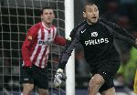 Eindhoven, 4 februari 2006  Seizoen 2005/2006 Kompetitiewedstrijd PSV-Roda JC, eindstand 3-2
Gomes
©Edwin van Zandvoort