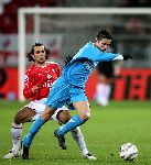 Utrecht, 8 Februari 2006 Kompetitiewedstrijd FC Utrecht-PSV, eindstand 1-2 door 2 doelpunten van Jefferson Farfan
Seizoen 2005/2006 
Ibrahim Afellay in duel met Adil Ramzi
