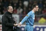 Utrecht, 8 Februari 2006 Kompetitiewedstrijd FC Utrecht-PSV, eindstand 1-2 door 2 doelpunten van Jefferson Farfan
Seizoen 2005/2006 
Een gehavende Jan Vennegoor of Hesselink met Mart v d Heuvel