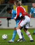 Utrecht, 8 Februari 2006 Kompetitiewedstrijd FC Utrecht-PSV, eindstand 1-2 door 2 doelpunten van Jefferson Farfan
Seizoen 2005/2006 
Jefferson Farfan in duel met Joost Broerse
