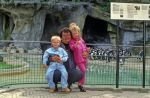 Amsterdam, 14 Mei 1997
Andre Hazes met zijn 2 jongste kinderen Roxanne Hazes en Andre Hazes Jr. op bezoek bij Artis