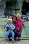 Amsterdam, 14 Mei 1997
Andre Hazes met zijn 2 jongste kinderen Roxanne Hazes en Andre Hazes Jr. op bezoek bij Artis