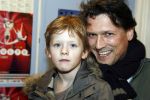 Amsterdam 28 december 2006
Premiere de reuzenkrokodil. Bas Westerweel met zoon