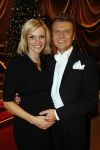 Hilversum 14 december 2006
Dancing with the stars. Bastiaan Ragas met zijn zwangere vrouw Tooske Breugem Ragas
