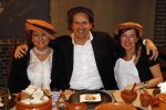Naarden 18 december 2006
Princess kerstborrel in het arsenaal. Bert Kuizenga met vrouw en Christine Kroonenberg