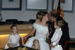 Loenen aan de Vecht 27 december 2006
Bert Simhoffer trouwen met Yvette v Damme in het stadhuis van Loenen. Yvette is 27 jaar jonger