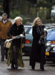 Den Haag 8 december 2006
Crematie Mariska Veres in crematorium Ockenburgh in den haag. Bea Willemstein en Dianne Marchal