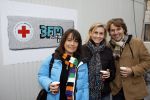 Utrecht 21 december 2006
Dennis Munninghoff en Franki Waldron trouwen in het glazen huis waar Giel Beelen Sander Lantinga en Gerard Ekdom 6 dagen plaatjes draaienvoor het goede doel van het rode kruis.Dione de Graaff Marie Carmen Oudendijk en Toine v Peperstraten
Peter Smulders bv