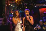 Hilversum 18 december 2006
Singing with the stars bij life & cooking .   Glennis Grace en Inge Ipenburg