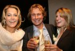 Molenhoek (Prov. Gelderland ), 13 December 2006
Op haar 23 verjaardag trouwt Sofie met haar grote liefde Hans Kraay Jr. en zijn oudste dochter
