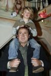 Amsterdam 28 december 2006
Premiere de reuzenkrokodil. Marco Borsato met Senna