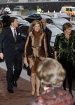 Amsterdam 13 december 2006
Prins Clausprijzen in het ij theater met Maxima Mabel Wisse Smit Prinses Laurentien Koningin Beatrix Prins Friso en Prins Constantijn.