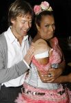 Hilversum 11 januari 2007
Sterrendansen op het ijs bij sbs6. Patty Brard met vriend Antoine