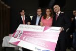 Amsterdam 8 december 2006
Uitreiking cheque voor Pink Ribbon met Winston Gerschtanowitz Quinty Trustfull en  Paul Wilkens.