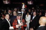 Amsterdam 7 december 2006
Paul de Leeuw opent als Annie de Rooy de miljonairfair in de Rai.