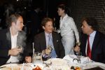 Naarden 18 december 2006
Princess kerstborrel in het arsenaal. Prins Pieter Christiaan en Teun de Nooijer  en AAd Ouborg