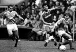 Eindhoven, 29 Maart 1987
PSV-AJAX, eindstand 1-0 Seizoen 1986/1987
Ruud Gullit in duel met Danny Blind, links Jan Wouters
Foto Peter Smulders Bv