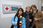 Utrecht 21 december 2006
Dennis Munninghoff en Franki Waldron trouwen in het glazen huis waar Giel Beelen Sander Lantinga en Gerard Ekdom 6 dagen plaatjes draaienvoor het goede doel van het rode kruis. Dione de Graaf Marie Carmen  oudendijk en Toine v Peperstraten
