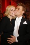 Hilversum 14 december 2006
Dancing with the stars. Bastiaan Ragas met zijn zwangere vrouw Tooske Breugem Ragas