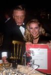 1994
Twenty 4 Seven winnen de exportprijs 19941
Zangeres en presentatrice Nance Coolen en zanger Stay-C ( Stacey Paton ) John de Mol Sr.