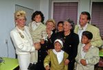 Rotterdam, 5 Oktober 1991
Vanessa ( Connie Breukhoven ) samen met haar man Hans Breukhoven bij de opening kantoor moeder van Hans samen mop de foto's met haar kinderen en moeder.