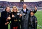 Amsterdam 9 Februari 1992 Olympisch Stadion
Vanessa ( Connie Breukhoven ) samen met haar man Hans Breukhoven en Rinus Michels