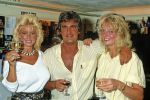 Hilversum 1982
Connie Breukhoven ( toen nog als zangeres Vanessa ) met haar manager Ludo Voeten en Bernadette Kraakman 
Foto Peter Smulders BV Eindhoven