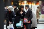 Amsterdam 16 december 2009
Dries Roelvink met zijn nieuwe vriendin  Honoria aan het winkelen in winkelcentrum Gelderlandplein.
Peter Smulders bv
