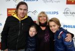 Den Haag 12 december 2009
Premiere in Pathe den Haag. Willeke Alberti met Johnny de Mol en Julian en Noah de Mol
Peter Smulders bv