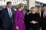 Amsterdam 16 december 2009
Uitreiking prins Claus prijzen in het ij theater. Aanwezig zijn Koningin Beatrix Prins Willem Alexander prinses Maxima prins Friso Mabel Wisse Smit prins Constantijn en Prinses Laurentien.
Peter Smulders bv