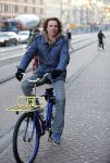 Amsterdam 15 december 2009
Robert Blaauboer op de fiets in amsterdam.
Peter Smulders bv
