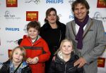 Den Haag 12 december 2009
Premiere in Pathe den Haag. Toine v peperstraten met vrouw en kinderen
Peter Smulders bv