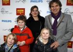 Den Haag 12 december 2009
Premiere in Pathe den Haag. Toine v peperstraten met vrouw en kinderen
Peter Smulders bv