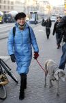 Amsterdam 15 december 2009
Vera Mann aan het wandelen met haar hond.
Peter Smulders bv