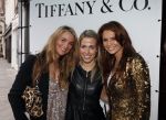 Amsterdam 14 december 2009
Braekfast at Tiffanys op de pc hooftstraat georganiseerd door Gracia en Dani Bles styling. Leontine Borsato met Vivian Ewbank en Lieke v Lexmond
Peter Smulders bv