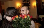 Milaan 21 december 2009
Wesley Sneijder verrast Yolanthe Cabau v Kasbergen met rozen in een italiaans restaurant.
Peter Smulders bv