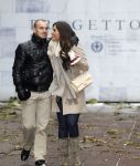 Milaan 21 december 2009
Wesley Sneijder en zijn vriendin  Yolanthe Cabau v Kasbergen shoppend in Milaan. Ze wonen in een parchtig appartement in het centrum van Milaan.
Peter Smulders bv