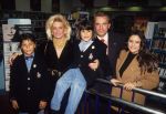 1992 Connie Breukhoven met haar ex-man Hans Breukhoven en rechts op de foto Constanza Breukhoven
Foto Peter Smulders BV