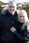 Fijnaart 5 januari 2010
Frans Mariska Christiaan Frans Jr Lucas en Jan Bauer bij hun huis. Frans heeft zijn haar laten inplanteren en is nu nog zo goed als kaal.
Peter Smulders bv