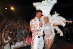 Curacao 1 januari 2011
Gerard Joling luidt 2011 in met een fles champagne en een concert op Mambo Beach.
Peter Smulders bv