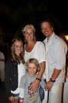 Curacao 1 januari 2010
Irene Moors met man Barry en kinderen op Curacao bij Mambo Beach.
Peter Smulders bv
