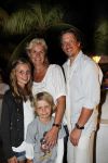 Curacao 1 januari 2010
Irene Moors met man Barry en kinderen op Curacao bij Mambo Beach.
Peter Smulders bv