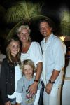 Curacao 1 januari 2010
Irene Moors met man Barry en kinderen op Curacao bij Mambo Beach.
Peter Smulders bv