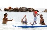 Curacao 31 december 2010
Jeroen v d Boom met zijn vrouw Dany en zoons Daan en Luuk op vakantie op Curacao.
Peter Smulders bv