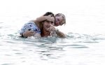 Curacao 31 december 2010
Jeroen v d Boom met zijn vrouw Dany en zoons Daan en Luuk op vakantie op Curacao.
Peter Smulders bv