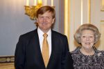 Den Haag 13 januari 2011
Koningin Beatrix Prins Willem Alexander en prinses Maxima ontvangen de sultan van Brunei op paleis Noordeinde.
Peter Smulders bv